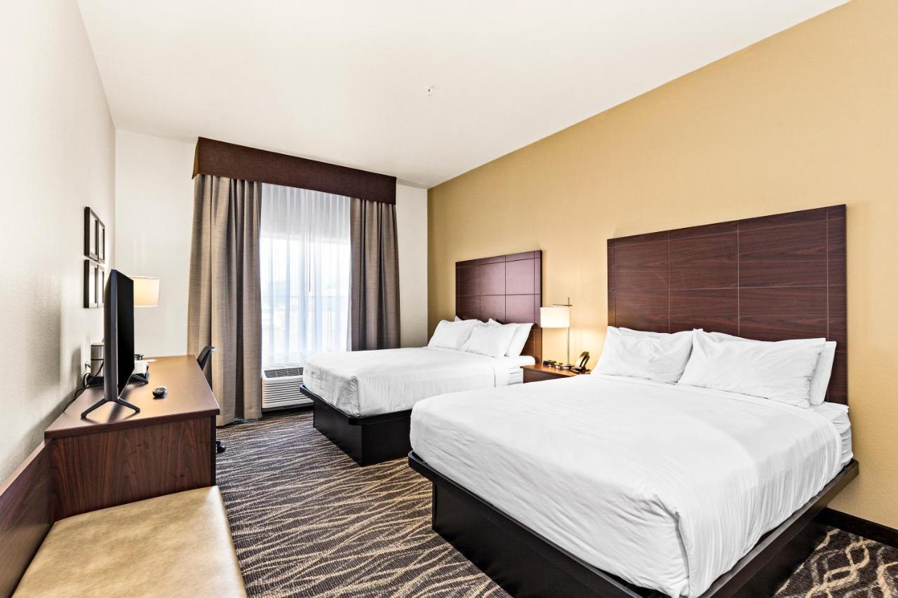 Cobblestone Hotel & Suites Съпириър Екстериор снимка